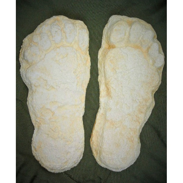 Yeti Bigfoot Single Footprint Right - dinosaursrocksuperstore